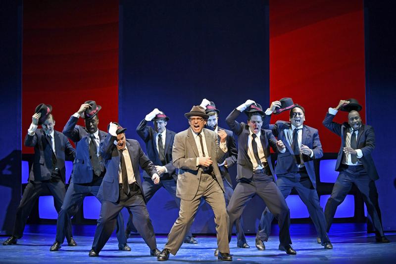Review: Musical Theatre West Brings CATCH ME IF YOU CAN Musical to Long Beach 