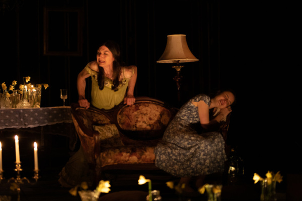Photo Flash: First Look At Flint Repertory Theatre's THE GLASS MENAGERIE 
