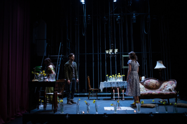 Photo Flash: First Look At Flint Repertory Theatre's THE GLASS MENAGERIE Image