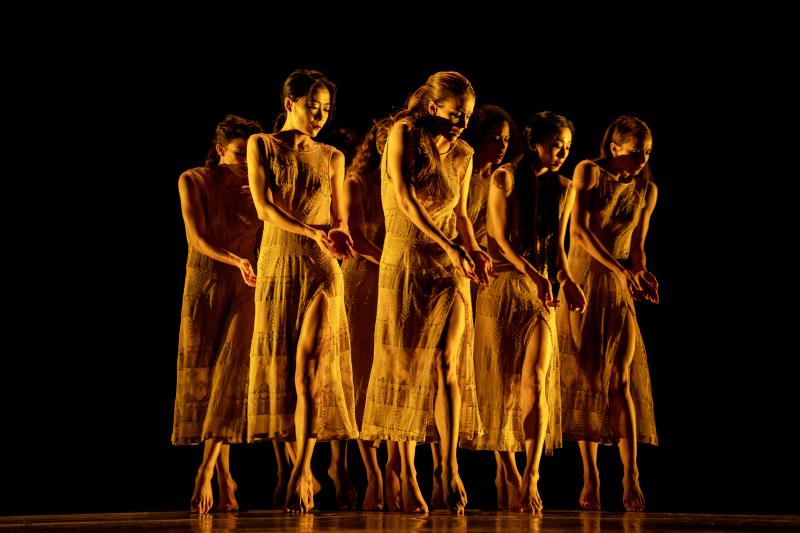 Review: MARTHA GRAHAM DANCE COMPANY at The Joyce through 4/14 for Enthralling Contemporary Dance 