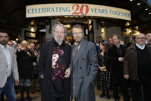 Photo Flash: MAMMA MIA! Celebrates 20 Years in London Image