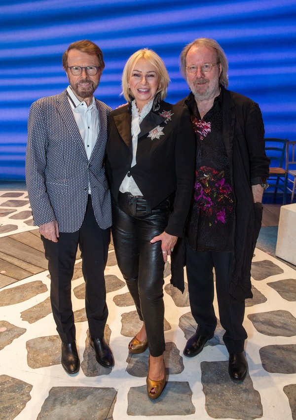 Photo Flash: MAMMA MIA! Celebrates 20 Years in London Image