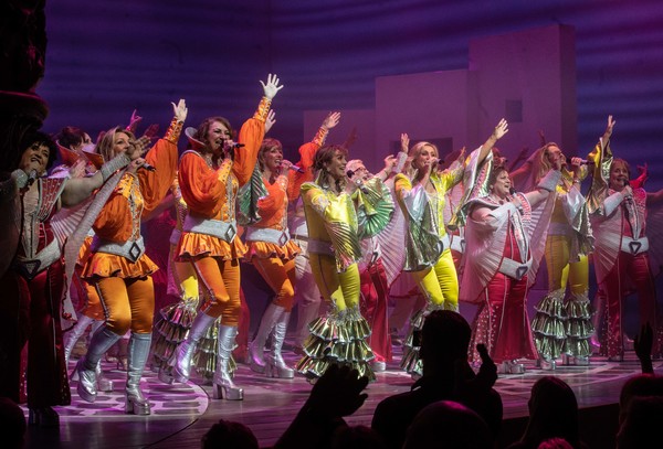 Photo Flash: MAMMA MIA! Celebrates 20 Years in London Image