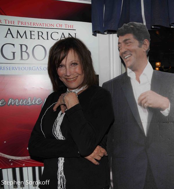 Photo Coverage: Michele Lee Visits Rat Pack Night at Pelican Cabaret Image