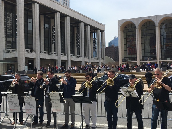 Photo Flash: Local 802 Musicians Rally, Perform in Solidarity with Striking Chicago Symphony Musicians 