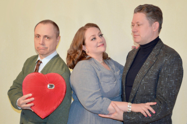 Photo Flash: First Look at Retro Productions Revival Of MARY, MARY Image