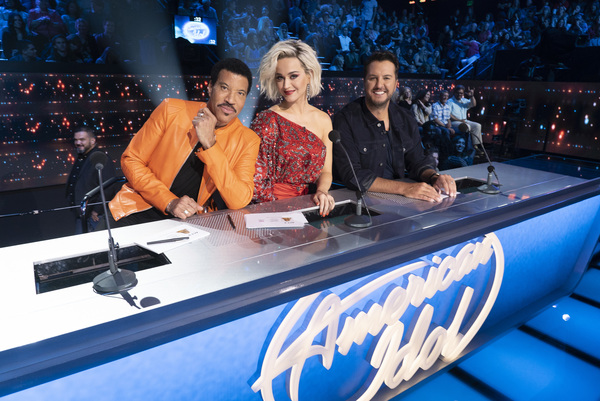 Photo Coverage: The Top 14 Performed on AMERICAN IDOL Image