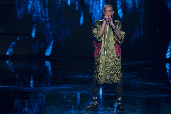 Photo Coverage: The Top 14 Performed on AMERICAN IDOL  Image