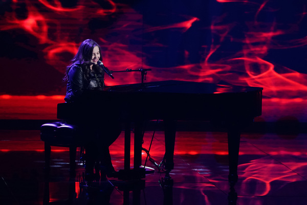 Photo Coverage: The Top 14 Performed on AMERICAN IDOL Image