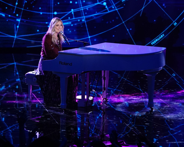 Photo Coverage: The Top 14 Performed on AMERICAN IDOL Image