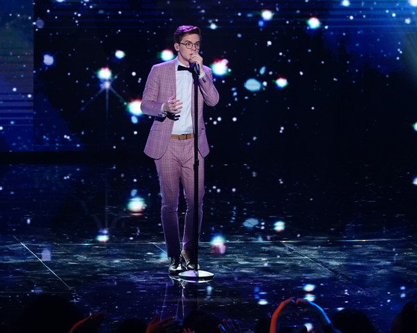 Photo Coverage: The Top 14 Performed on AMERICAN IDOL Image