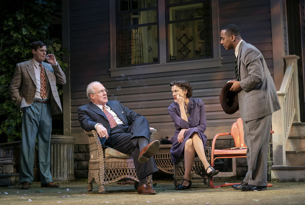 Photo Flash: First Look at Annette Bening, Tracy Letts, and the Cast of ALL MY SONS Image