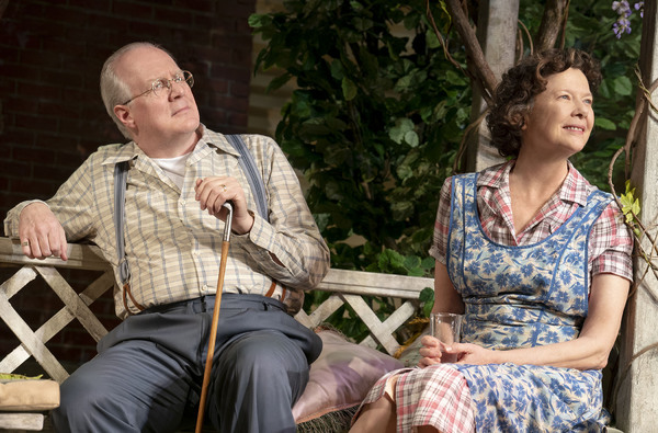 Photo Flash: First Look at Annette Bening, Tracy Letts, and the Cast of ALL MY SONS Image