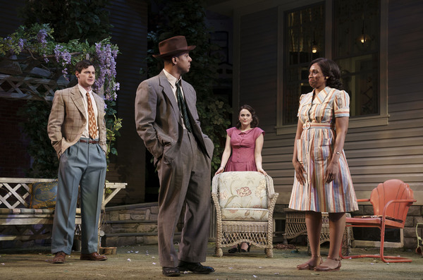 Photo Flash: First Look at Annette Bening, Tracy Letts, and the Cast of ALL MY SONS Image
