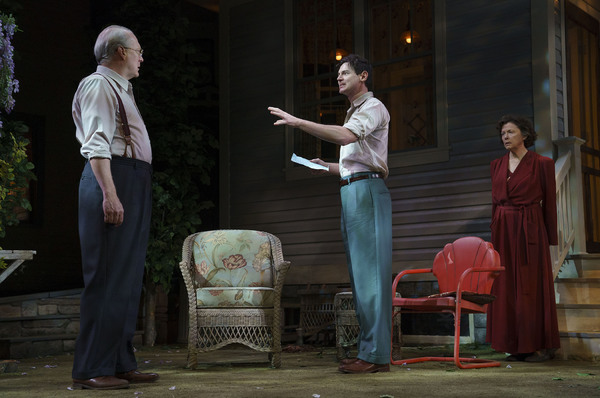 Photo Flash: First Look at Annette Bening, Tracy Letts, and the Cast of ALL MY SONS Image