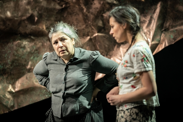Photo Flash: First Look at the UK Tour of CAPTAIN CORELLI'S MANDOLIN Image