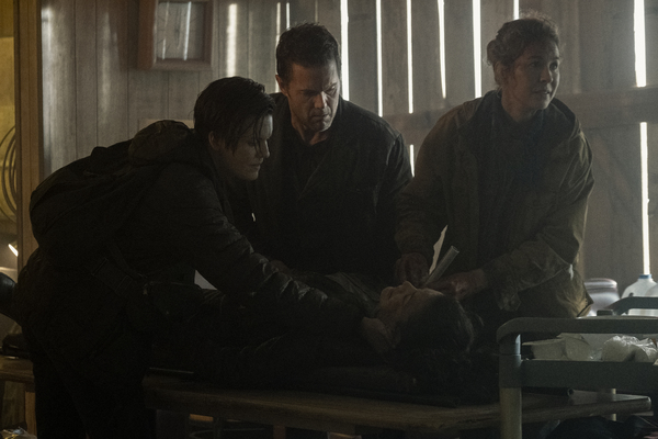 Photo Coverage: Get a First Look at Season Five of FEAR THE WALKING DEAD Image