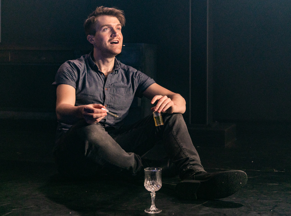 Photo Flash: First Look at TUMULUS at Soho Theatre Image