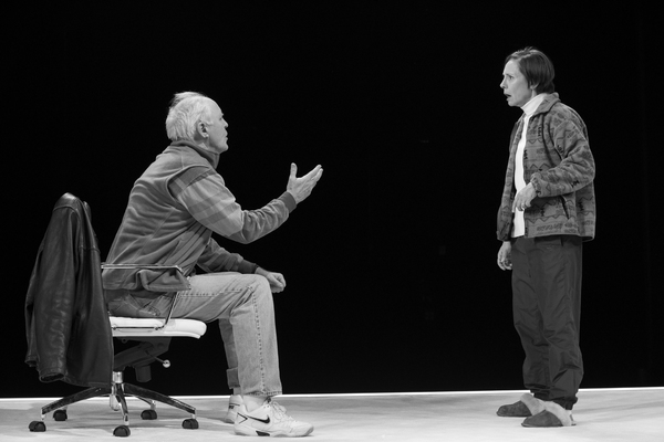 Photo Flash: First Look at Laurie Metcalf, John Lithgow & More in HILLARY AND CLINTON on Broadway! Image