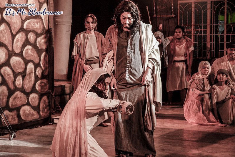 Photo Flash: Teatro Mensaheros Stages DAAN NG KRUS in Rizal Park Today, Apr. 20 Image