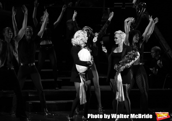 Photo Coverage: Christie Brinkley Returns to CHICAGO on Broadway Image