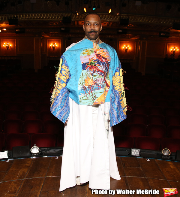 Photo Coverage: T. Oliver Reid Receives the Legacy Robe For HADESTOWN Image