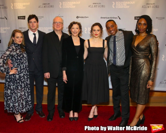 Wake Up With BWW 4/23: TOOTSIE Opens, Outer Critics Circle Award Nominations, and More! Image