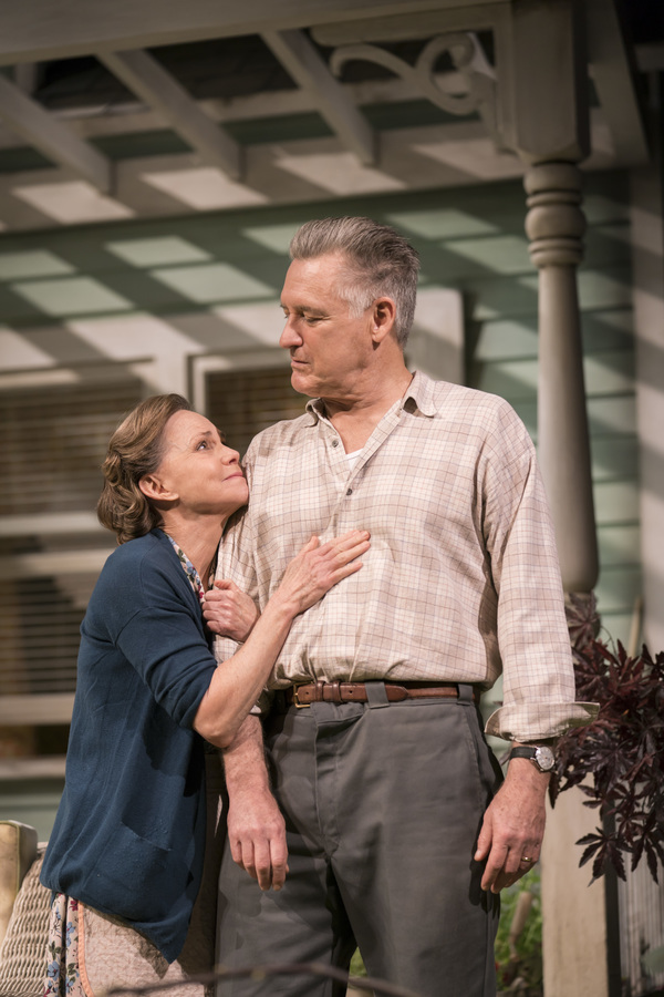 Photo Flash: First Look at Sally Field, Jenna Coleman, and the Cast of ALL MY SONS Image