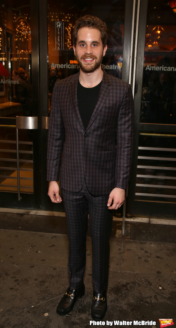 Photo Coverage: On the Opening Night Red Carpet for ALL MY SONS Image