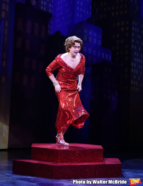 Photo Coverage: Santino Fontana and the Cast of TOOTSIE Take Their Opening Night Bows Image