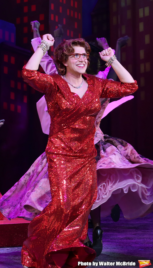 Photo Coverage: Santino Fontana and the Cast of TOOTSIE Take Their Opening Night Bows Image