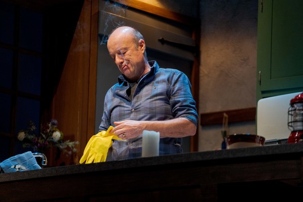 Photo Flash: First Look at Steppenwolf's THE CHILDREN Image