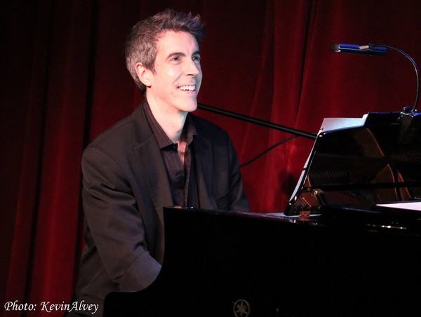 Photo Flash: Broadway at Birdland Features Howard McGillin Image