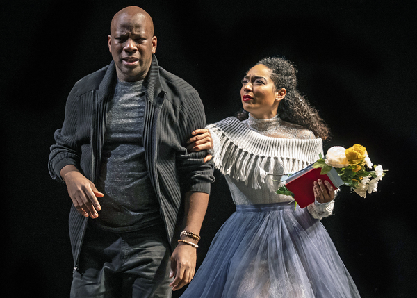 Photo Flash: Chicago Shakespeare Presents HAMLET Image
