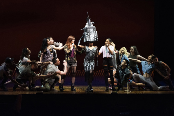 Photo Flash: COME FROM AWAY, BE MORE CHILL, FROZEN, and More Participate in the 2019 Easter Bonnet Competition Image