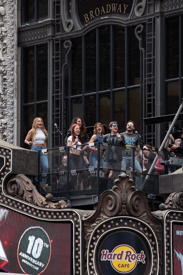 Photo Coverage: ROCK OF AGES Celebrates 10th Anniversary with Pop Up At Hard Rock Cafe! Image