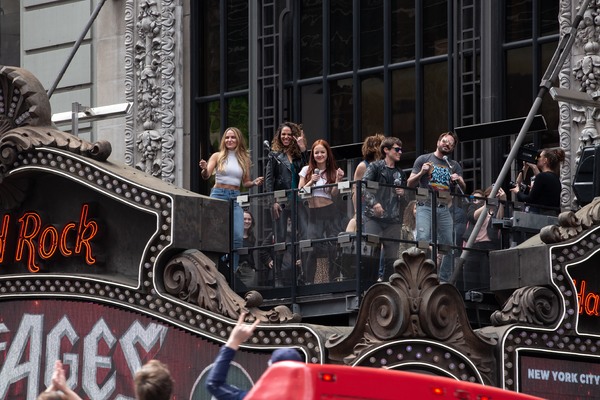 Photo Coverage: ROCK OF AGES Celebrates 10th Anniversary with Pop Up At Hard Rock Cafe! Image