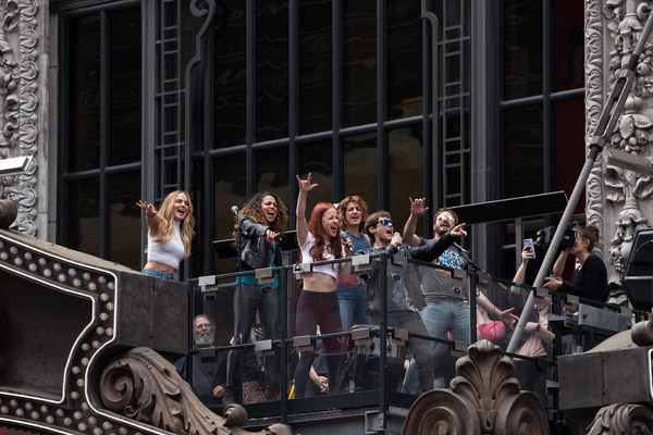 Photo Coverage: ROCK OF AGES Celebrates 10th Anniversary with Pop Up At Hard Rock Cafe! Image