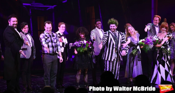 Wake Up With BWW 4/26: BEETLEJUICE Opening Night Coverage, Drama Desk Nominations, and More! 