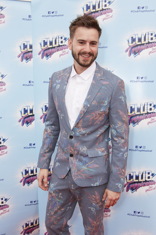 Photo Flash: CLUB TROPICANA THE MUSICAL Opens At London's New Wimbledon Theatre Image