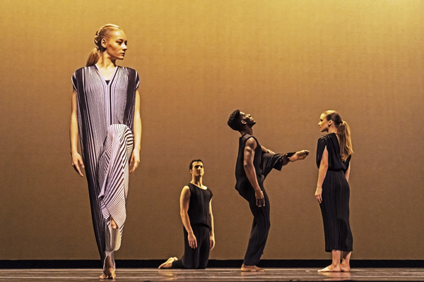 Review: MARTHA GRAHAM DANCE COMPANY Demonstrates Timeless Innovation Across Eras at The JOYCE in April Image