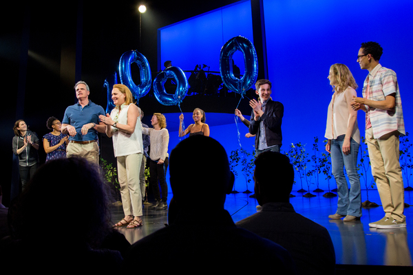 Michael Park, Jennifer Laura Thompson and the cast of DEAR EVAN HANSEN Photo