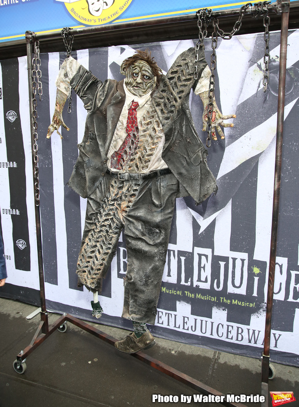 Photo Coverage: BEETLEJUICE Opening Night: Inside the Strange and Unusual Red Carpet! Image