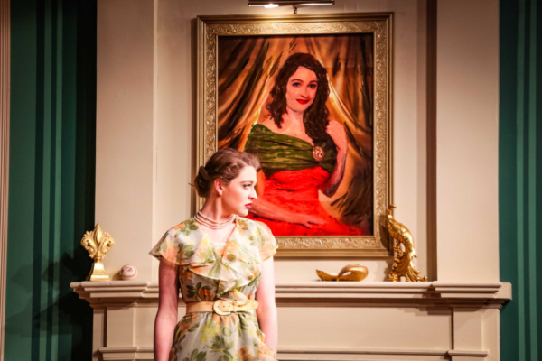 Photo Flash: First Look at LAURA At Tacoma Little Theatre Image