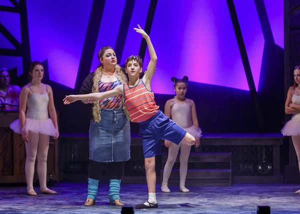 Photo Flash: First Look at Garden Theatre's BILLY ELLIOT Image