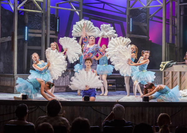 Photo Flash: First Look at Garden Theatre's BILLY ELLIOT Image