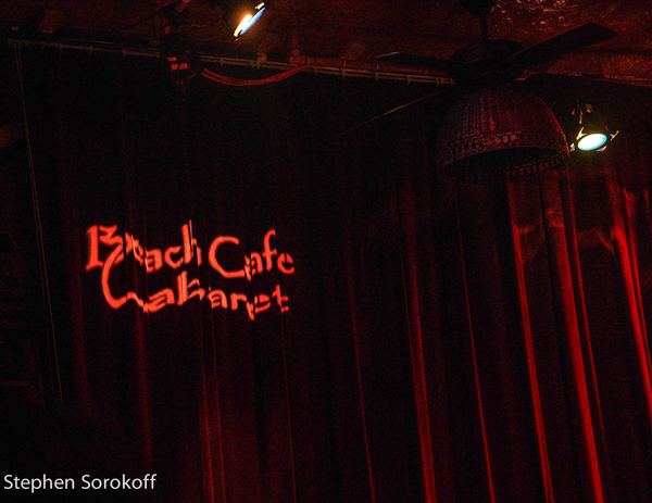 Photo Coverage: Nicolas King Raises The Tide At The Beach Cafe Image