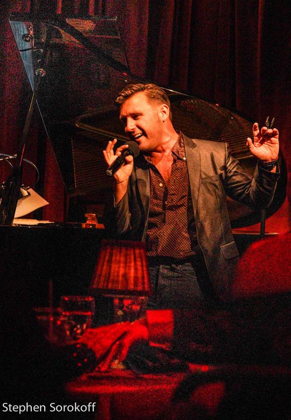 Photo Coverage: Nicolas King Raises The Tide At The Beach Cafe Image