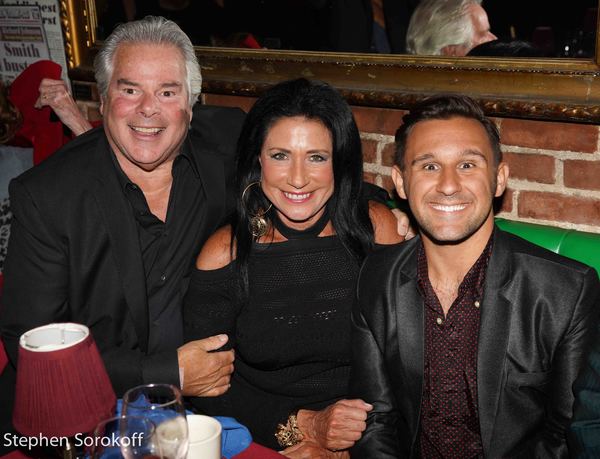 Photo Coverage: Nicolas King Raises The Tide At The Beach Cafe Image