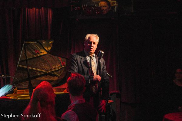 Photo Coverage: Nicolas King Raises The Tide At The Beach Cafe Image